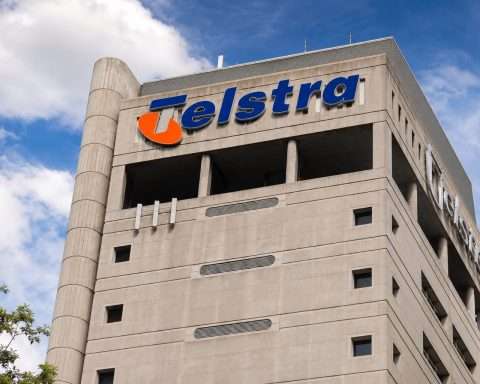 Telstra keeps steady at A$5.20 after buyback plan dropped; investors look at share count