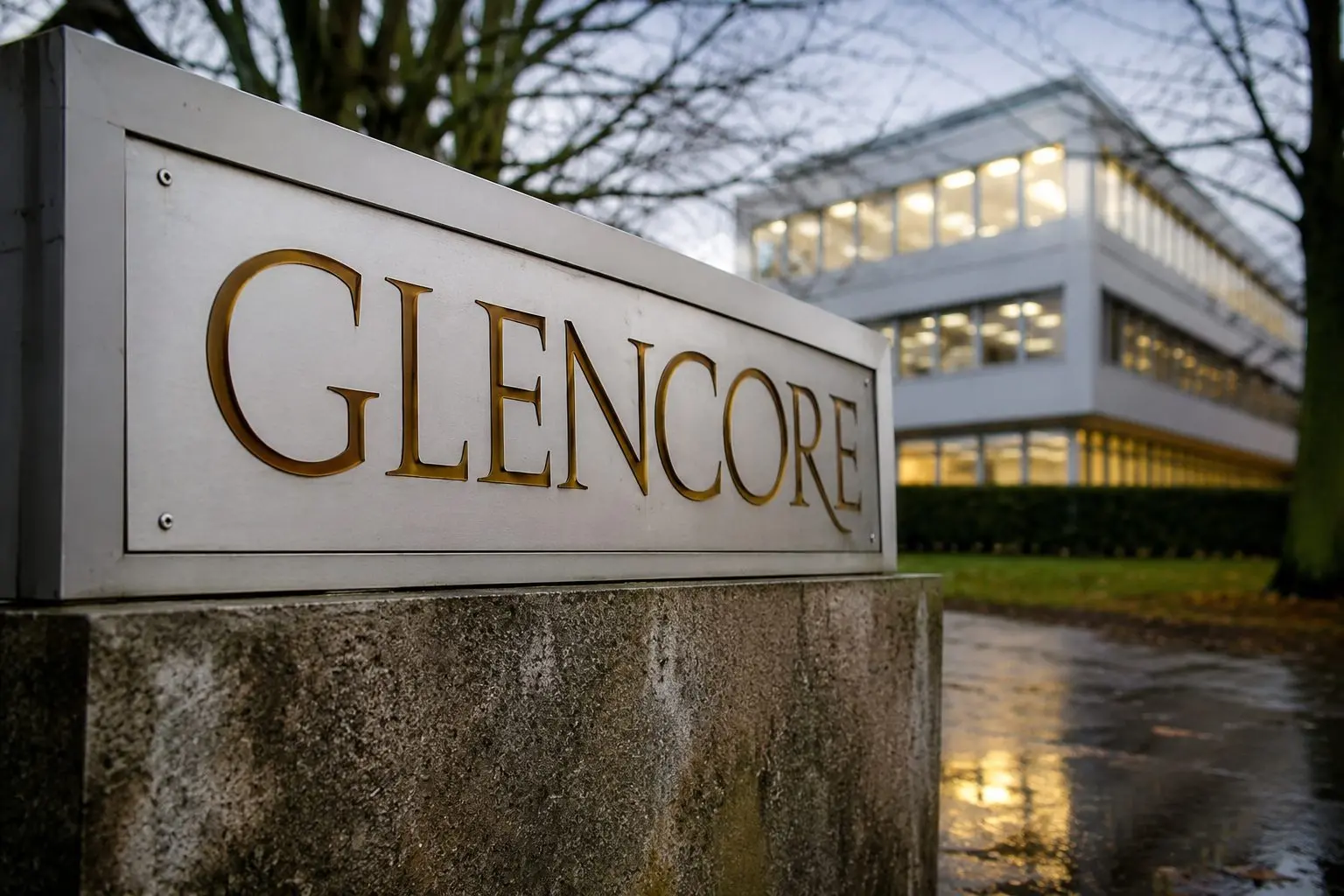 Glencore up with FTSE miners amid Quebec copper smelter news