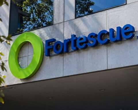Fortescue shares climb with ASX miners, China iron ore worries remain