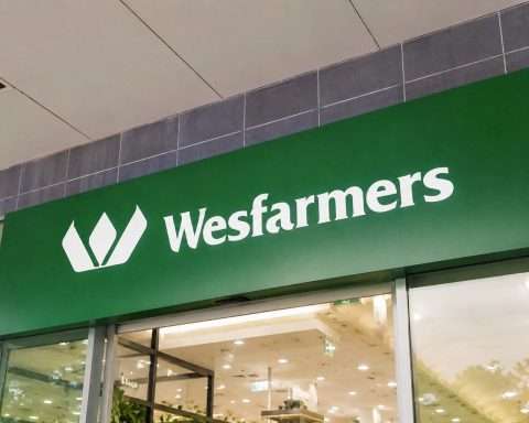 Wesfarmers Gains as Investors Watch Bunnings, Kmart and AI Moves