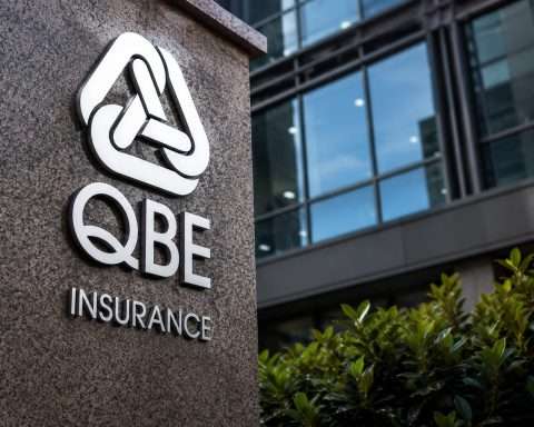 QBE Insurance Share Price Near 52-Week High as Capital Deal Puts August Results in Focus