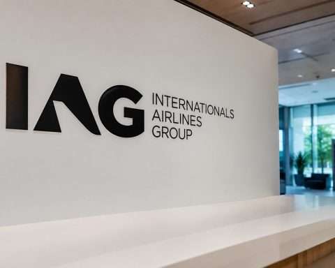 IAG Jumps as Oil Drops, British Airways Parent in Focus