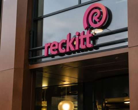 Reckitt Moves Up as Buyback Continues Ahead of July Results