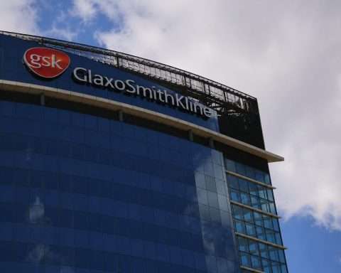 GSK Trades Lower After Nuvalent Deal Raises Focus on Drug Pipeline, Approval Uncertainty