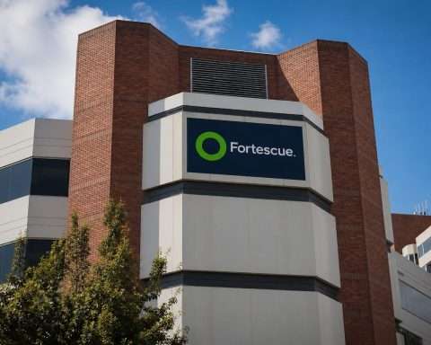 Fortescue Trades Higher With ASX Miners, Iron Ore Risk Still on Table for FMG