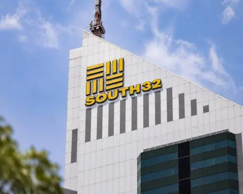 South32 Ltd stock falls as Mozal uncertainty tests ASX:S32 after metals rally