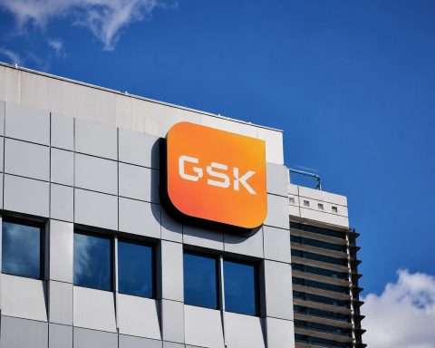 GSK steady at 1,960p as FTSE 100 ticks higher, eyes on Nuvalent deal and July plans