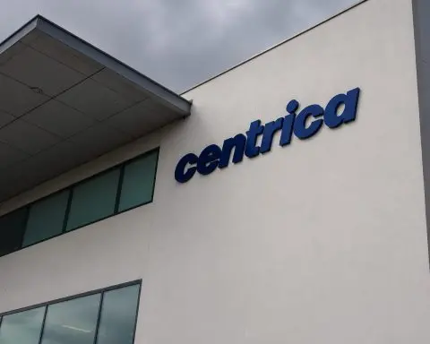 Centrica stays flat late in London after earlier drop