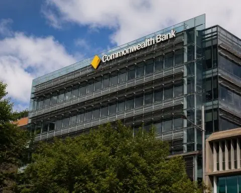 Commonwealth Bank Tracks Higher Following RBA Hold, Valuations Still in Focus