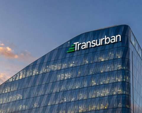 Transurban falls in Sydney as brokers move away