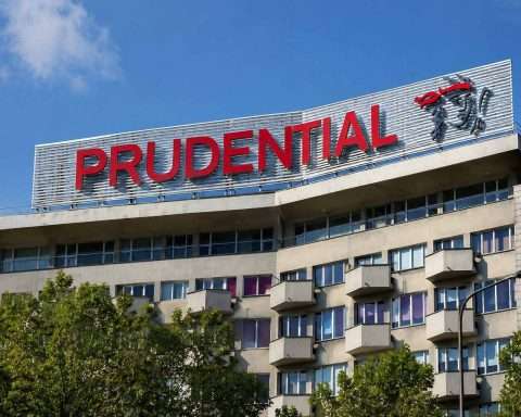 Prudential stock drops in London afternoon trade after buyback news