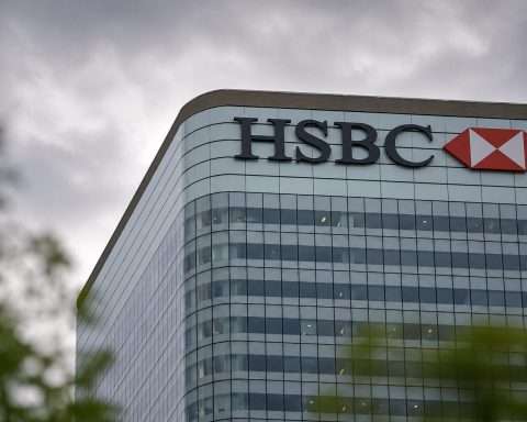HSBC slips after Australia fine, AI update