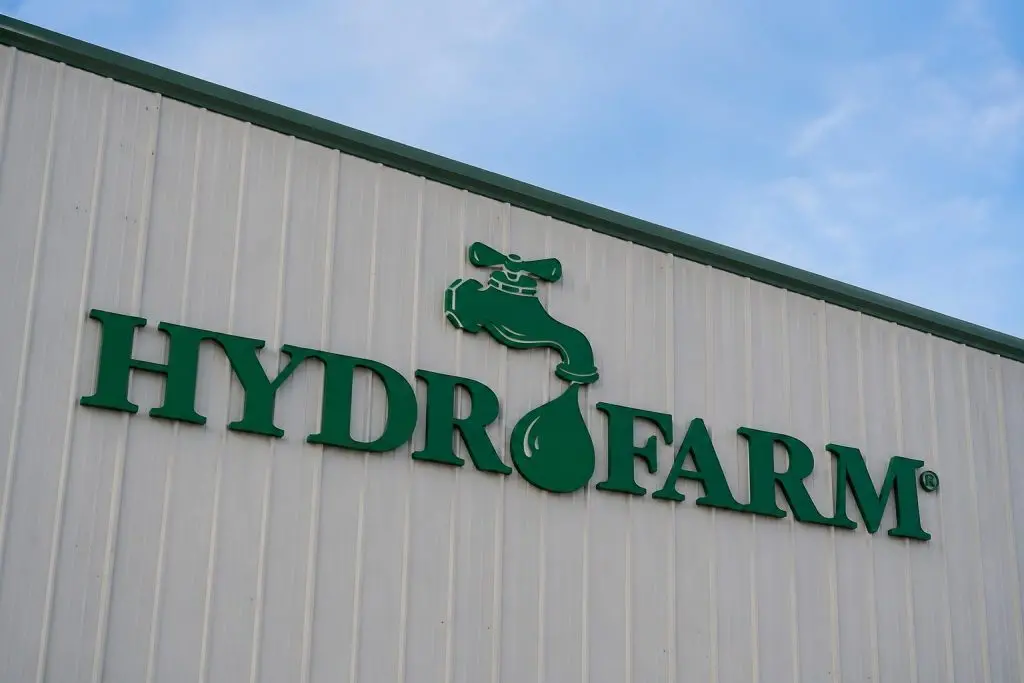 Hydrofarm Clears $1; Traders Still Wary Over Debt Signal