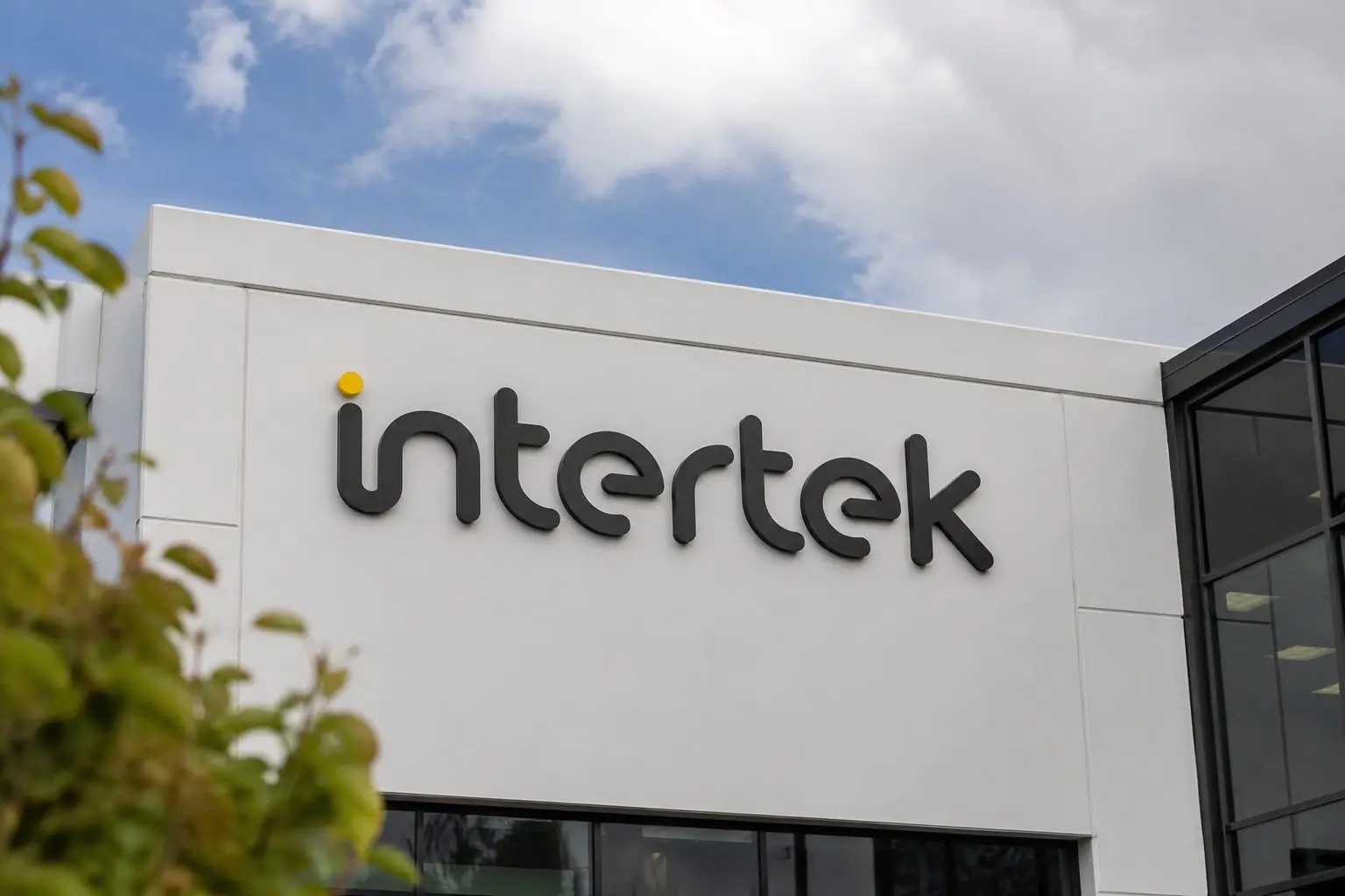 Intertek trades 3% under EQT bid as dividend is paid