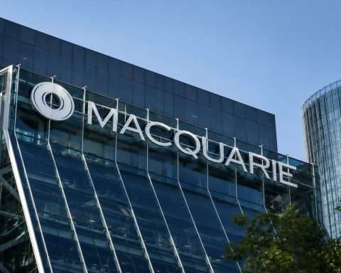 Macquarie Group (ASX:MQG) stock stays close to highs with A$1.7 billion share demand buffer gone