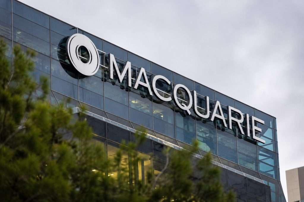 Macquarie Group Limited (ASX:MQG) stock pinned below record as filings crowd thin week