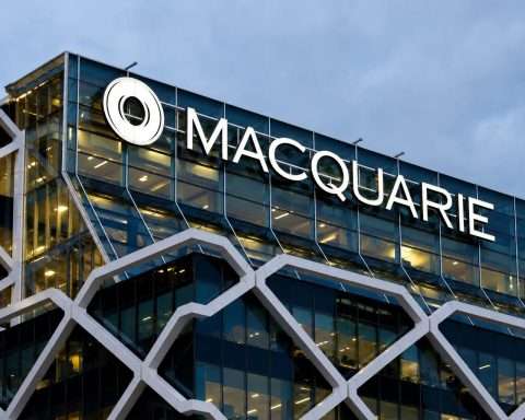 Macquarie (ASX:MQG) edges higher as £300m Southern Water deal in view