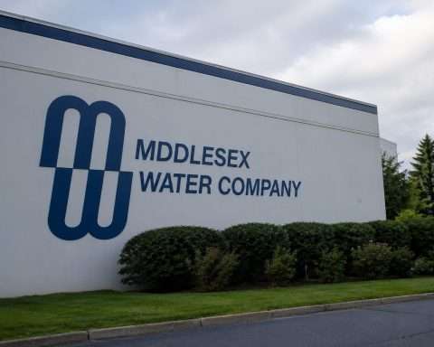 Middlesex Water Stock Climbs Before the Open — The Quiet Utility Move Investors Are Watching