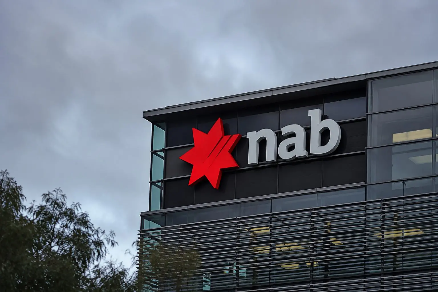 NAB slips as credit risk review hits ahead of dividend week