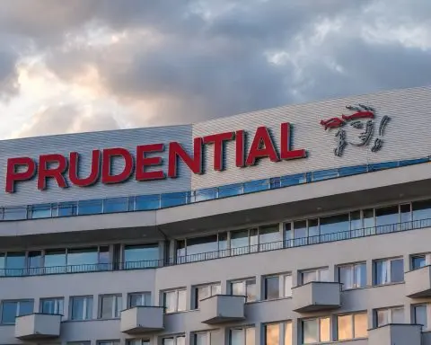 Prudential buyback trims voting rights to 2.51 billion