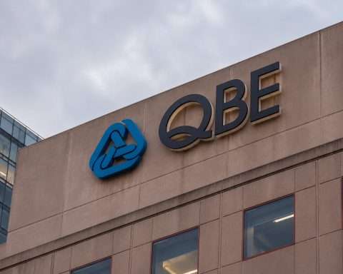 QBE Insurance Group (ASX:QBE) share price tops analyst targets by A$2.3 billion