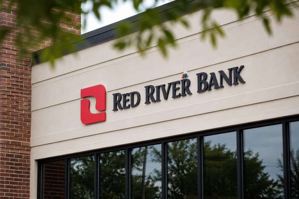 Red River Bancshares Moves Up Ahead of Dividend Record Date, Even as Wall Street Slips