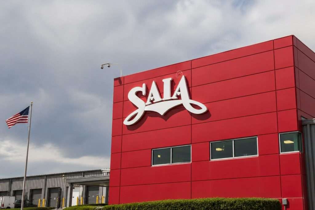 Saia gains after new freight numbers, target hikes still tempered by profit concerns