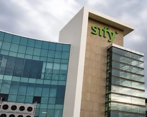Sify Shares Stuck, India AI Data-Center Bet Draws Traders