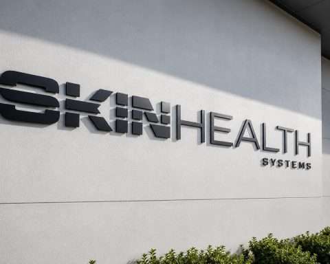 SkinHealth Systems Stock Slips Under $1 With Nasdaq Delisting Risk — Is HydraScalp a Catalyst?