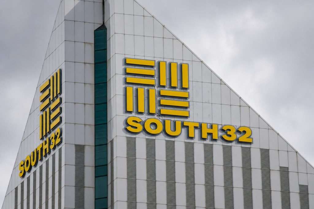 South32 (ASX:S32) shares drop 16%, focus on manganese rail contract