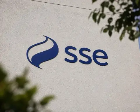 SSE share price slips after BoE hold, putting £33bn grid plan financing in focus