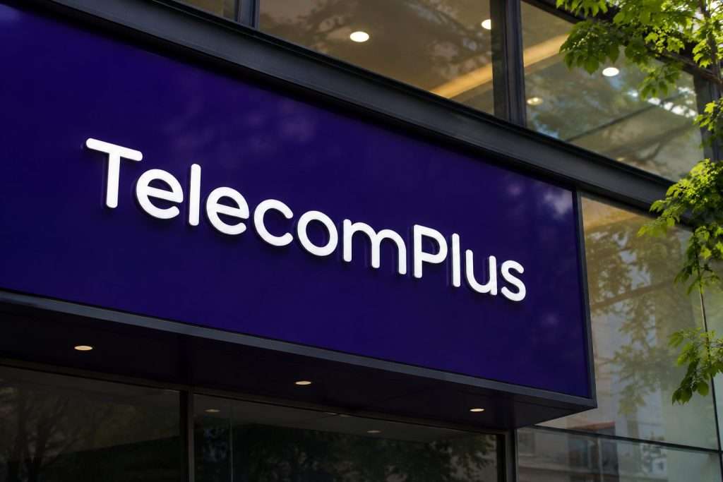 Telecom Plus (LON:TEP) Drops 26% After £55 Million Growth Spend Cuts Profit, Dividend