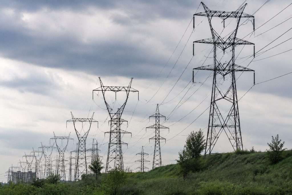 UK power outages bring renewed attention to outage minutes as grid upgrade costs reach £89bn