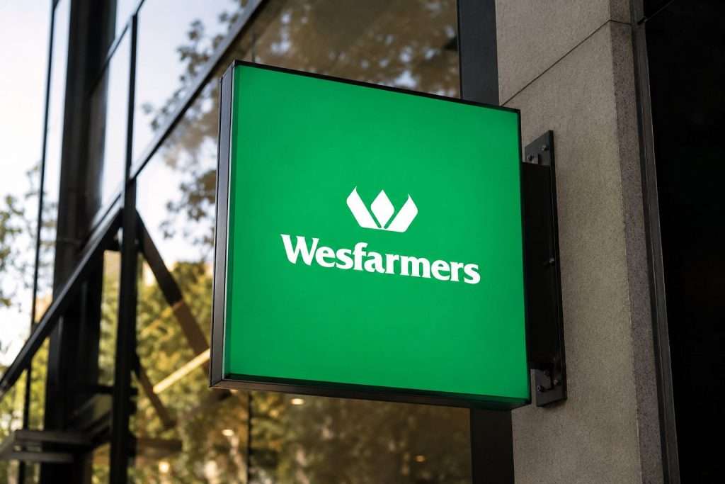Wesfarmers Shares Hold Up as ASX Drops; Valuation Looks Risky