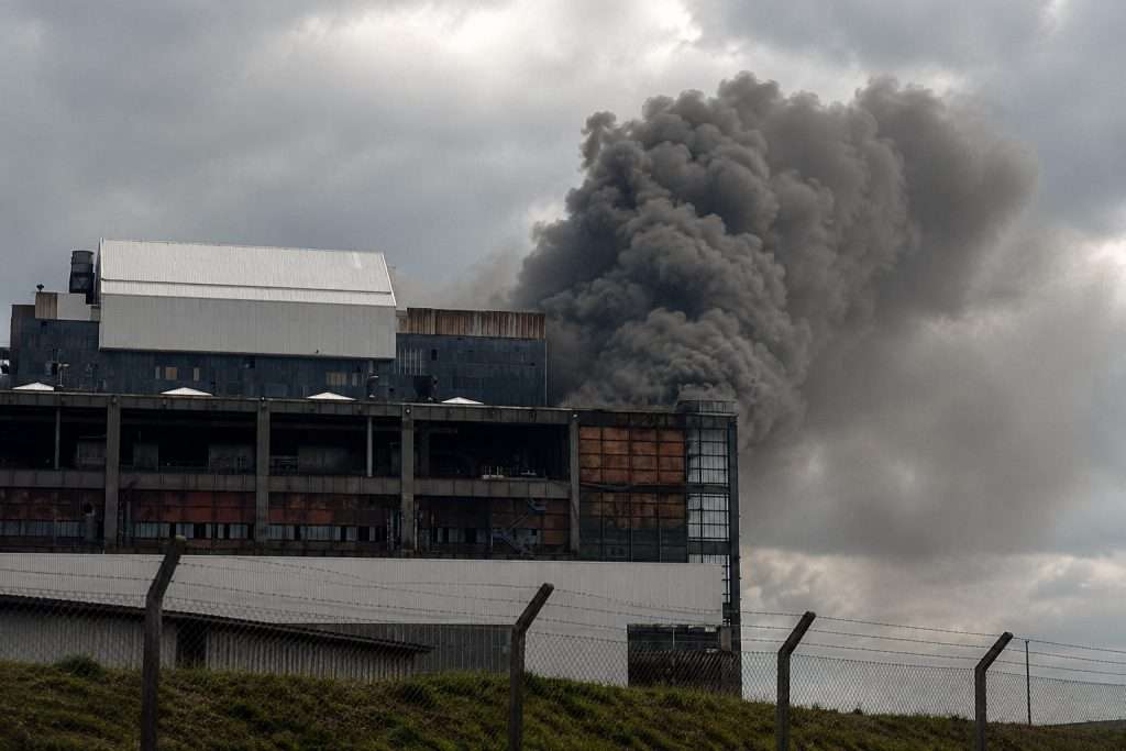 Aberthaw Power Station fire puts £500m Wales project in focus, UK grid unaffected