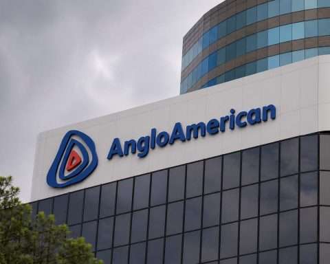 Anglo American share sell-off puts copper merger premium back on trial