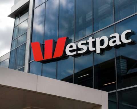 Westpac Holds Up in ASX Drop With Rate Uncertainty Ahead