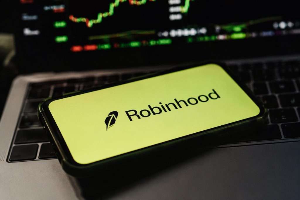 $85 CASHCAT Play Turns Into $2 Million Surprise on Robinhood Chain