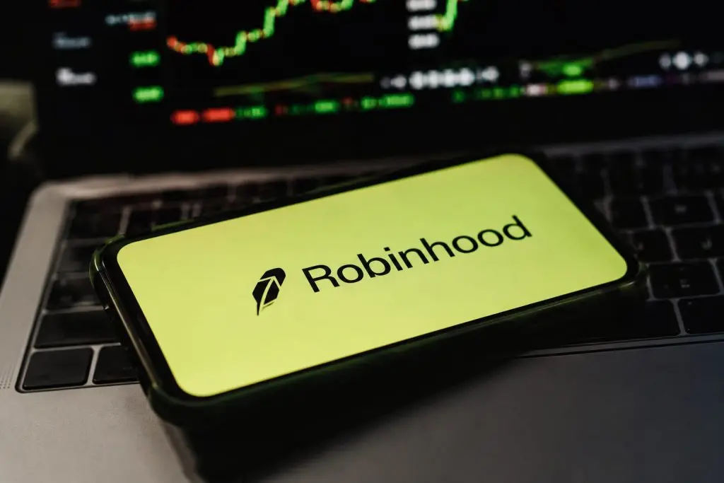 $85 CASHCAT Play Turns Into $2 Million Surprise on Robinhood Chain