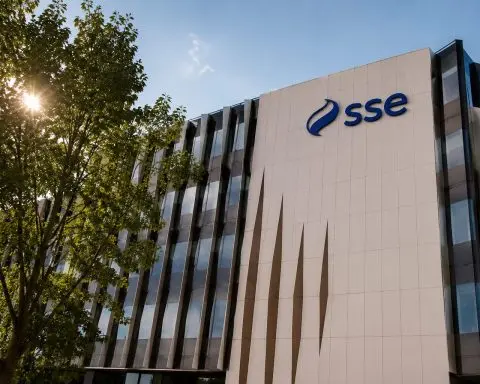 SSE PLC (LON:SSE) edges past market ahead of July grid spending review
