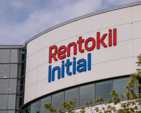 Rentokil Initial plc (LON:RTO) stock rises after Goldman Sachs Group Inc (NYSE:GS) upgrade as U.S. pest recovery becomes price test
