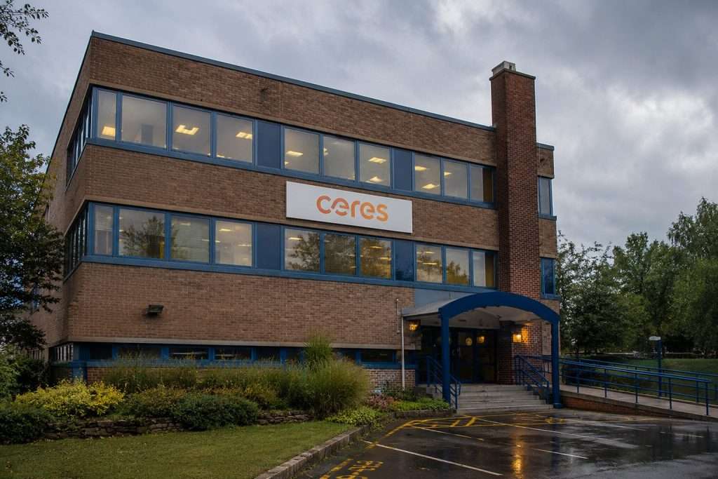 Ceres Power (LON:CWR) closes week under £103m placing price as AI power rally stirs volatility