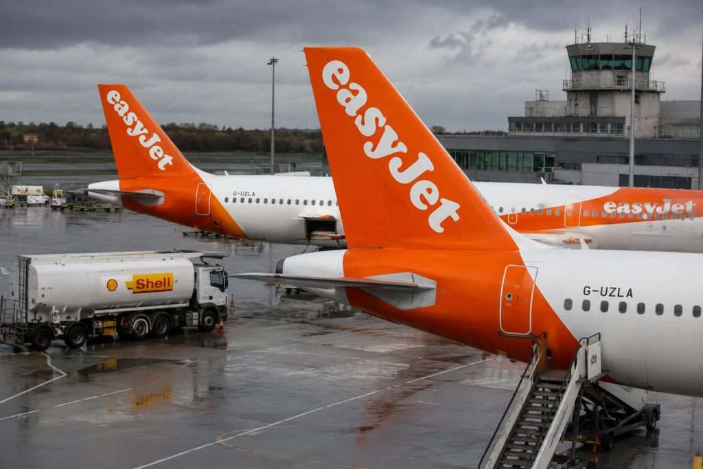 easyJet (LON:EZJ) sees £700 million in potential takeover spreads ahead of Monday open