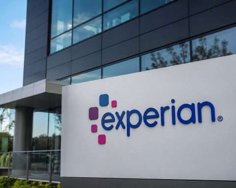 Experian (LON:EXPN) shares flat; buybacks outpace shares for staff plans