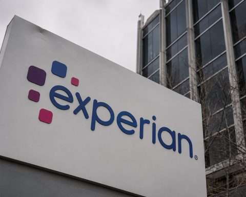 Experian PLC up after $1 billion buyback brings attention to shares