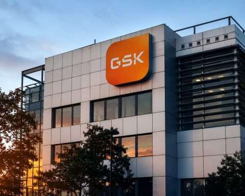 GSK (LON:GSK) rises Friday, eyes on July 28 results for sales gap check