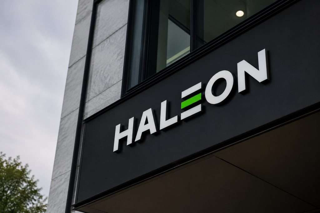 Haleon stock gains as buyback math and Microsoft AI pact shift focus before H1 results