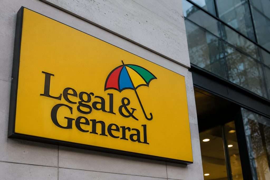 Legal & General buyback leaves stock near year high as yield gap narrows