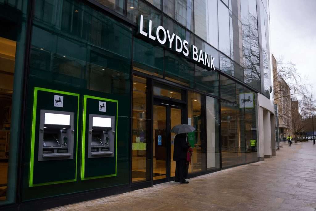 Lloyds trades near highs, BoE leverage review in spotlight over £30bn gilt demand Lloyds trades near highs, BoE leverage review in spotlight over £30bn gilt demand